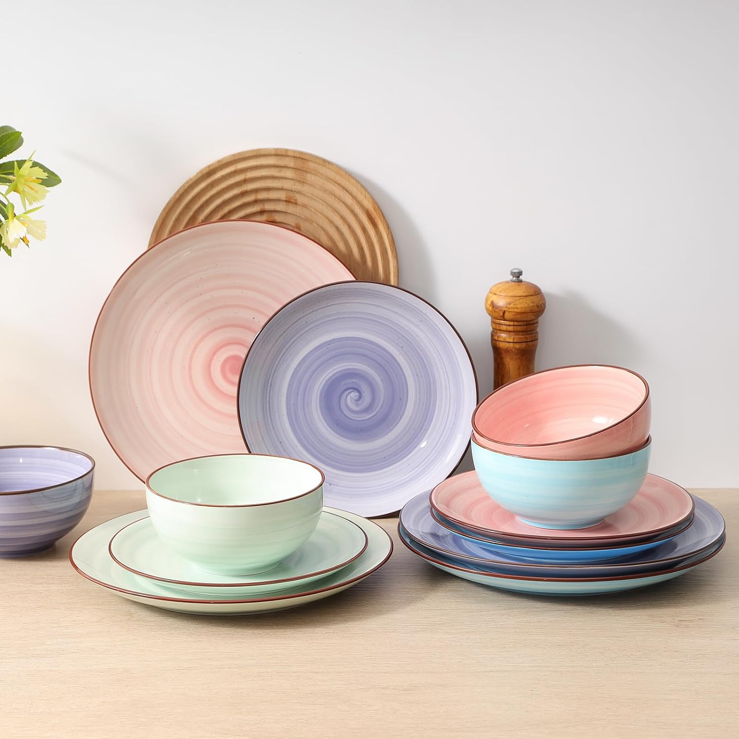 Gradient Porcelain Dinnerware Set, 16 Pieces - Image 3
