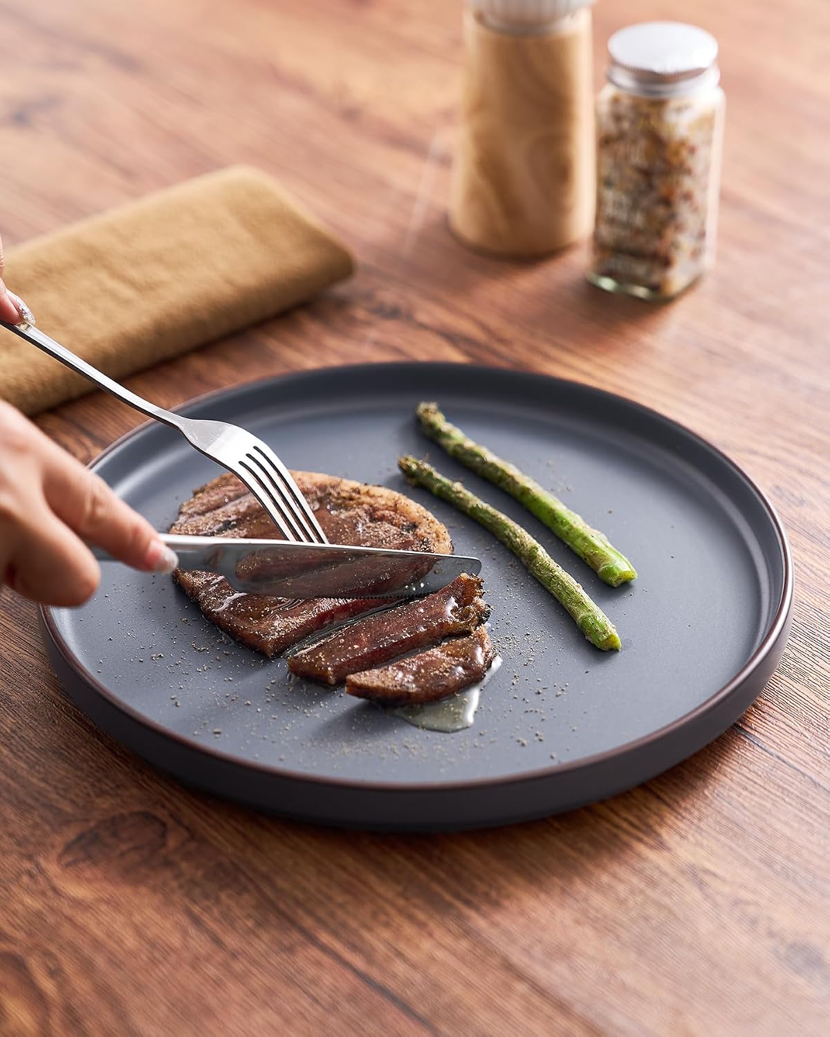 Charcoal Stoneware Dinnerware Set, 12 Pieces - Image 8