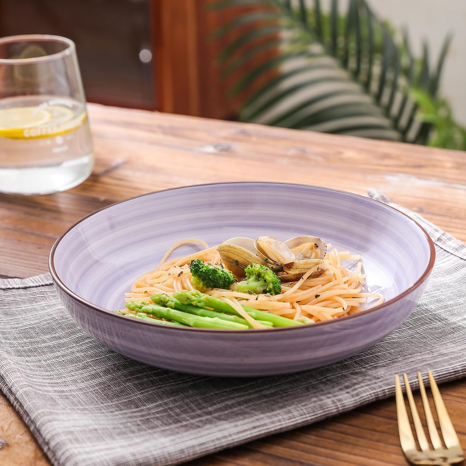 Gradient Porcelain Dinnerware Set, 16 Pieces - Image 6